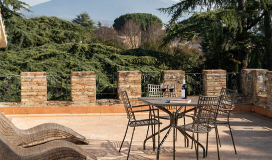 RELAIS PARCO DEI CAVALIERI (B&B) Petrignano di Assisi (PG)