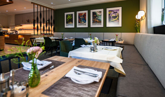 HOTEL AZENBERG (B&B) Stuttgart