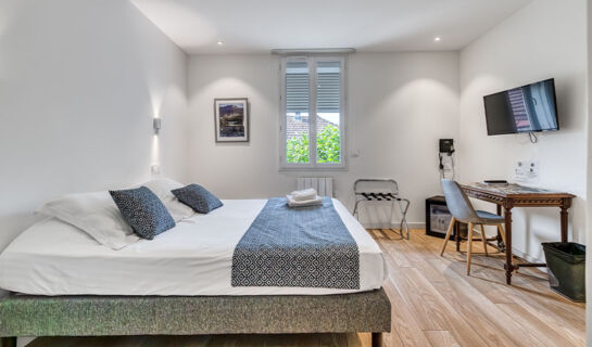 HÔTEL LE FER À CHEVAL Yenne