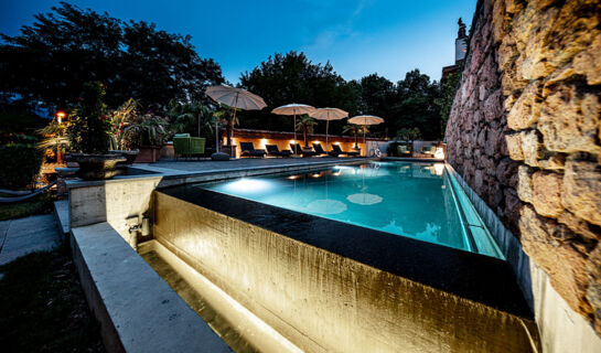 HOTEL VILLA CARONA (B&B) Lugano