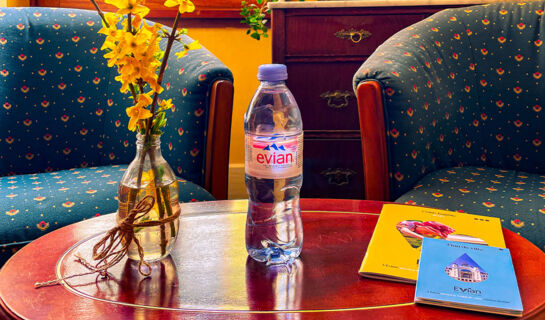 HÔTEL CONTINENTAL (B&B) Evian-les-Bains