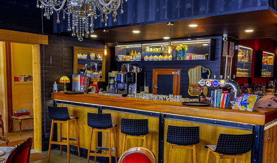 HÔTEL CONTINENTAL (B&B) Evian-les-Bains