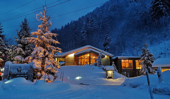 HÜTTENHOTEL HUSKY-LODGE (B&B) Muotathal