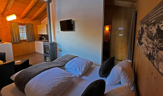 HÜTTENHOTEL HUSKY-LODGE (B&B) Muotathal