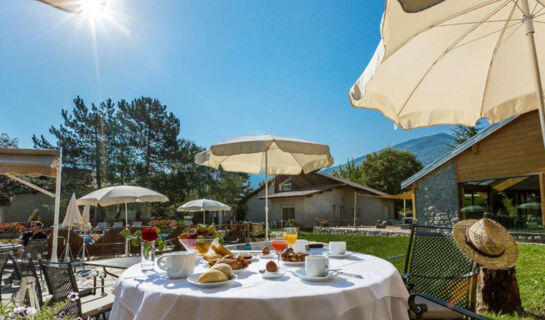 LES BARTAVELLES HOTEL RESTAUTANT & SPA Crots