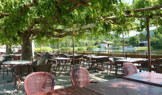 HÔTEL RESTAURANT LES CYGNES Villers-le-Lac