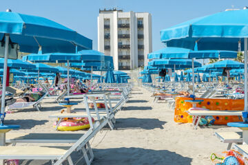 HOTEL AVILA IN Torre Pedrera (RN)