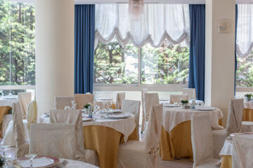 HOTEL TRIDENTUM Cesenatico
